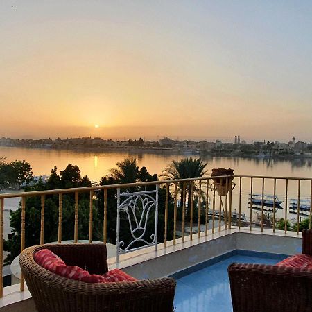 Spring Hotel Luksor Dış mekan fotoğraf