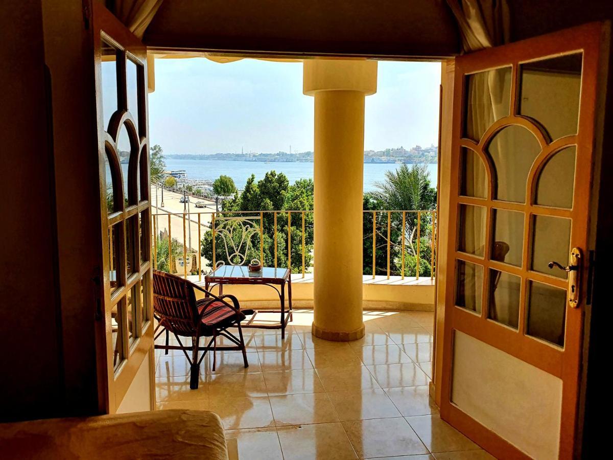 Spring Hotel Luksor Dış mekan fotoğraf