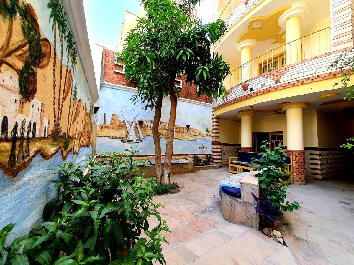 Spring Hotel Luksor Dış mekan fotoğraf