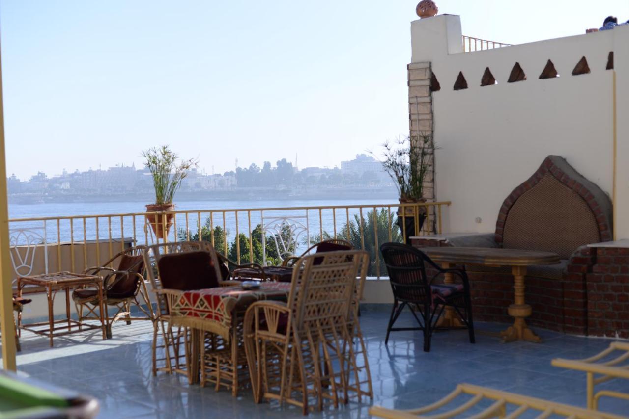 Spring Hotel Luksor Dış mekan fotoğraf